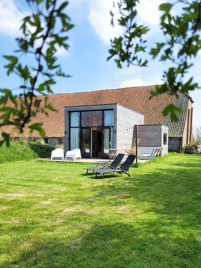 Tiny House Lantliv Oostkapelle, Bij De Boer Villa Luaran gambar