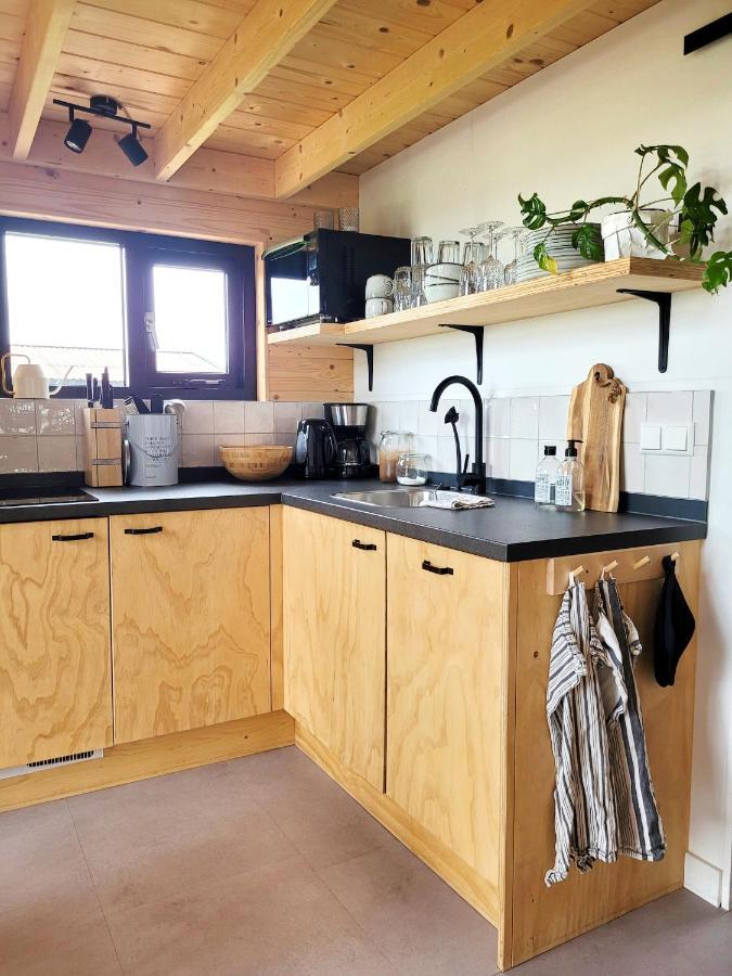 Tiny House Lantliv Oostkapelle, Bij De Boer Villa Luaran gambar