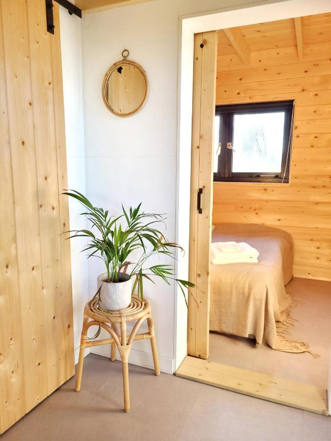 Tiny House Lantliv Oostkapelle, Bij De Boer Villa Luaran gambar